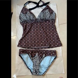 NWOT 2pcs swimming suit.
